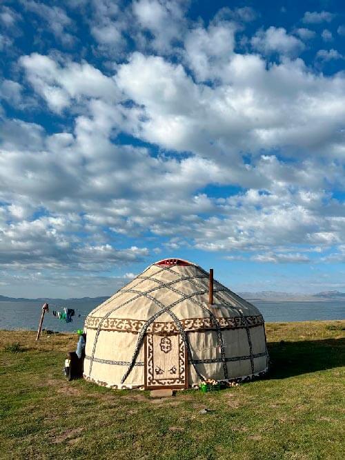 Yurt camping in Son kol lake